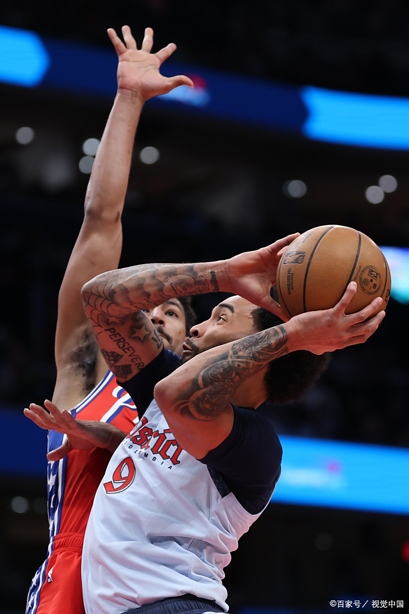 包含国际比赛日孟菲斯灰熊备战欧联,豪取连胜细节曝光,底气十足,团队化学反应显著的词条 包含国际比赛日孟菲斯灰熊备战欧联,豪取连胜细节曝光,底气十足,团队化学反应显著的词条