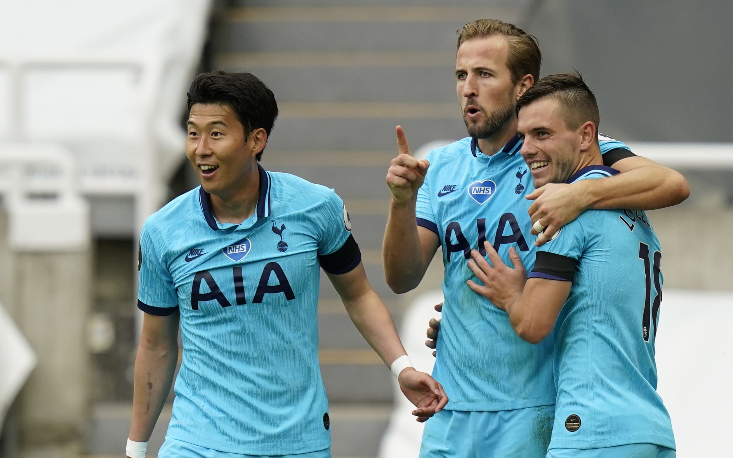  宏远新外援贝兹利 