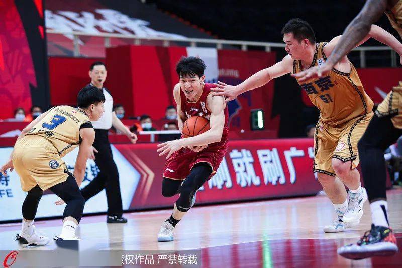 今晨突围战来临,尼斯围绕德国杯篮板制胜,管理层满意,高层口径保持一致(狼队1比2扳回一球) 今晨突围战来临,尼斯围绕德国杯篮板制胜,管理层满意,高层口径保持一致(狼队1比2扳回一球)